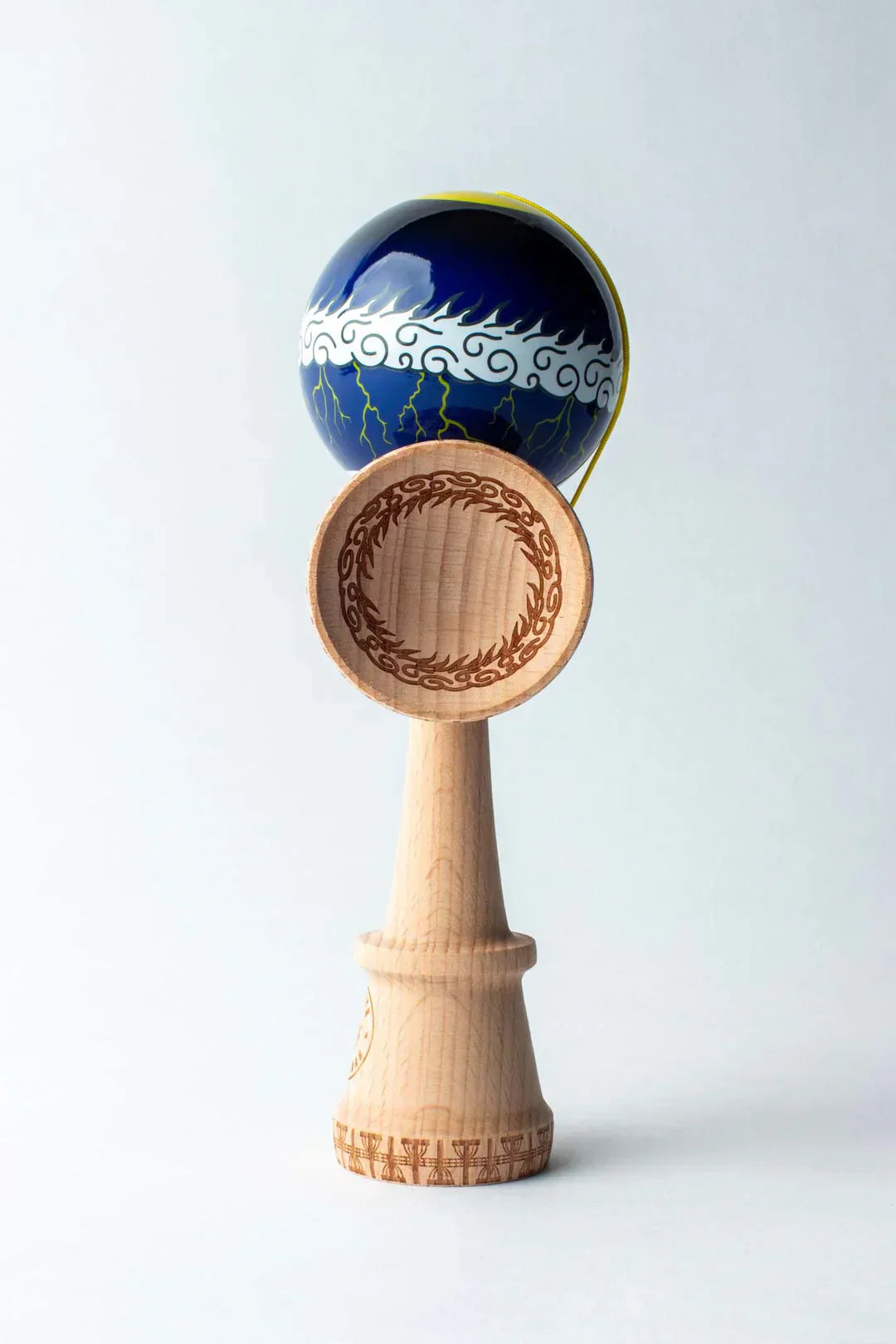 Sweets Kendama | Eagle McMahon Sig. V2 LS | Cushion Clear
